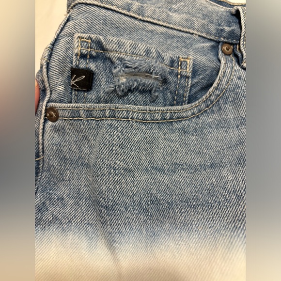 Kancan dark blue to white ombré button fly denim distressed shorts, XL - Picture 9 of 10
